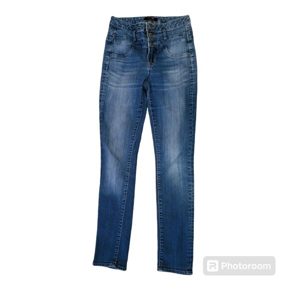 Refuge Ultra High Rise Skinny Jeans Light Wash 3 Button Button Size 8 - Picture 2 of 10